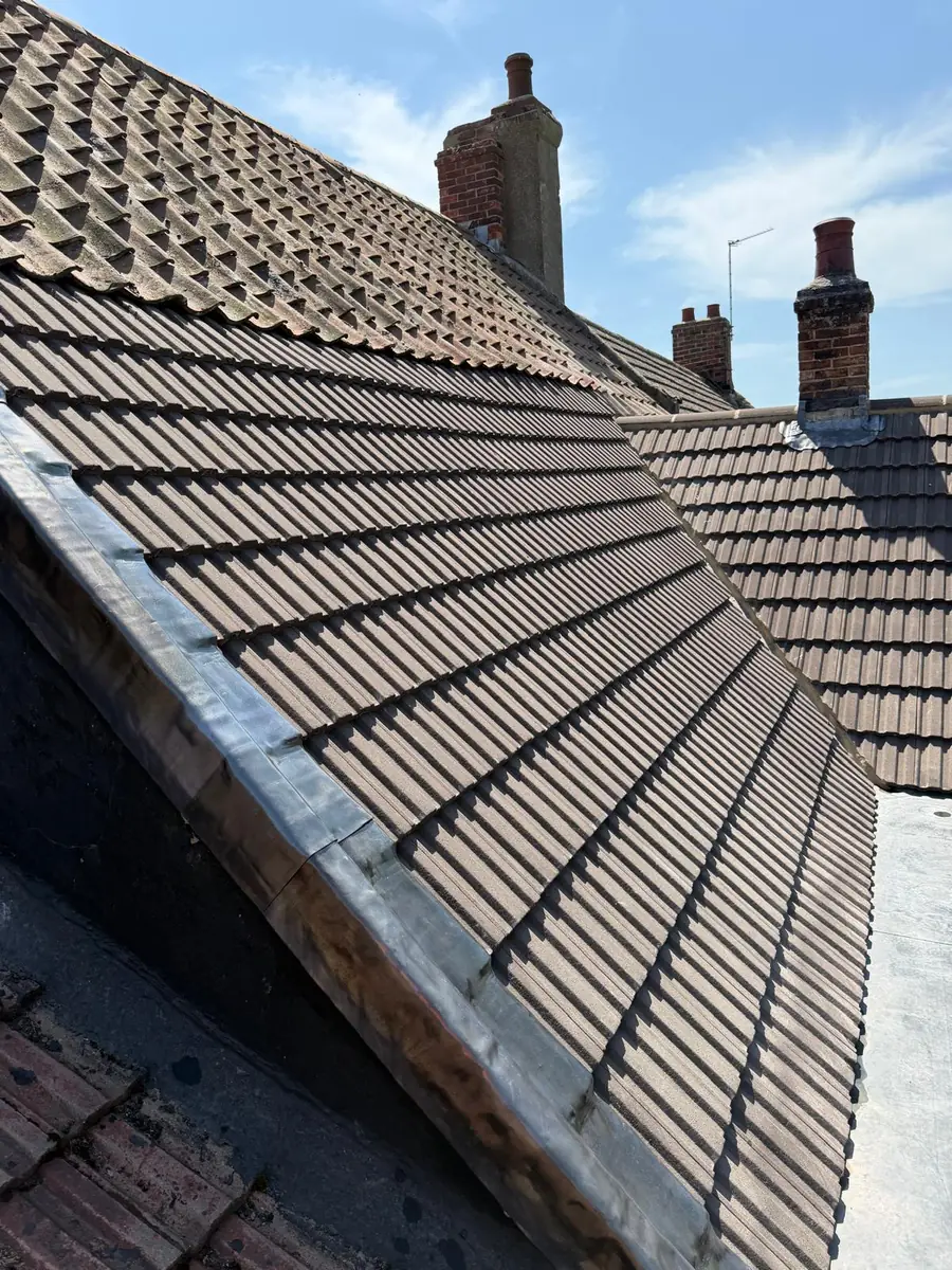 Roof replacement in Redland 49 concrete tile, with new rafters, image 6