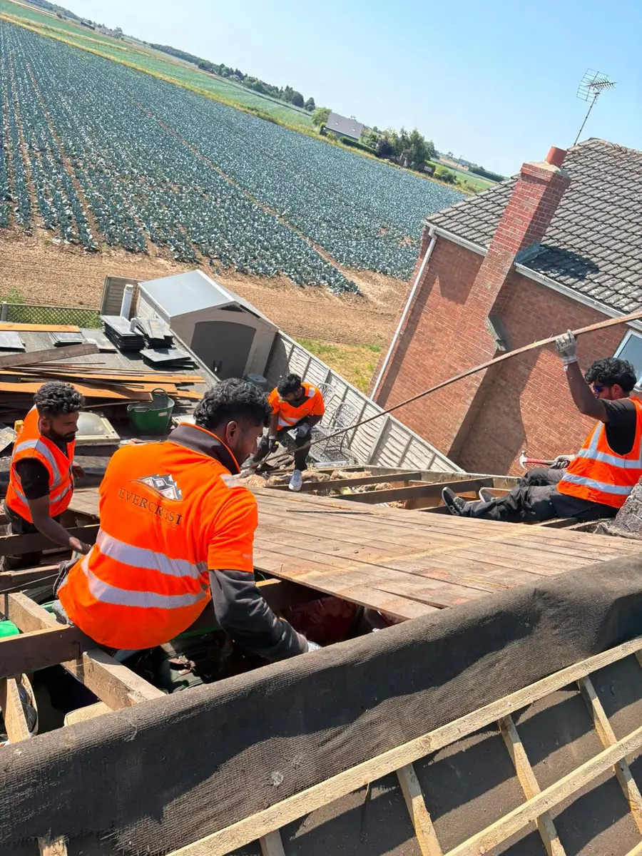 Slate roof replacement, and a fibreglass flat roof rebuilt in EPDM rubber, image 24